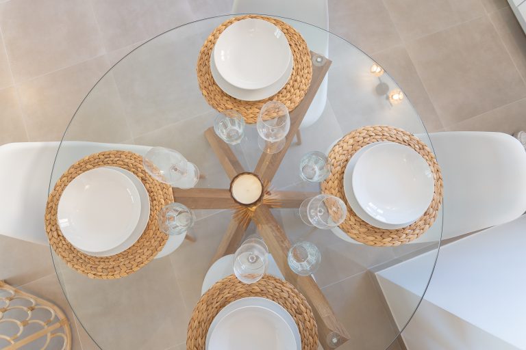 Dining table detail at apartment El Patio in Dénia