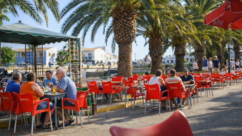 Outdoor café terrace in Els Poblets on the Costa Blanca