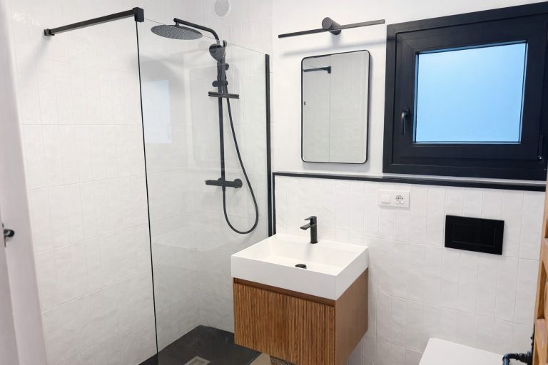 Bathroom of Villa Casa Enate in Els Poblets, Costa Blanca