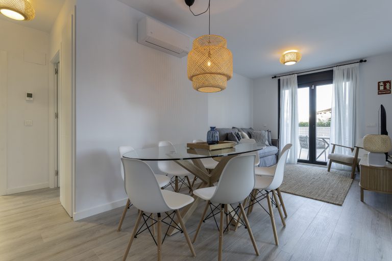 Dining table in holiday rental in Els Poblets