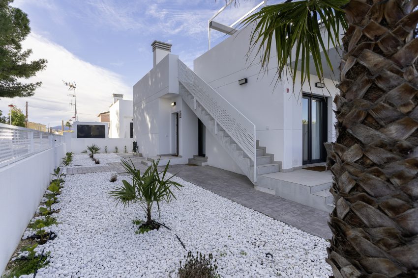 Entrance of the villa in Els Poblets